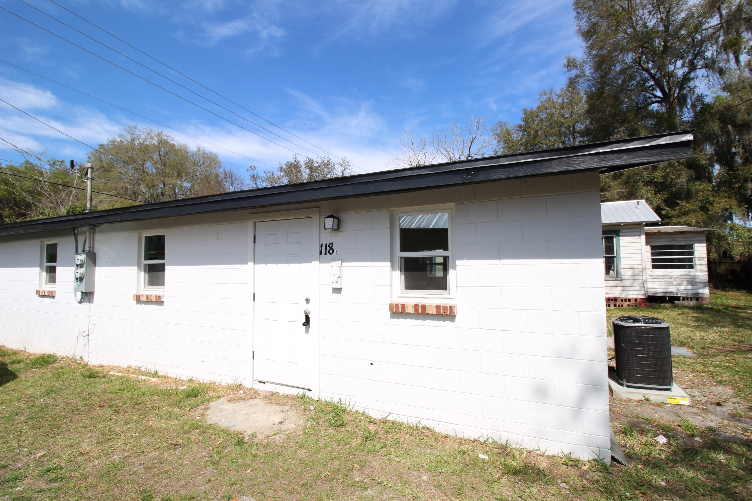 118 NW 5th Ave